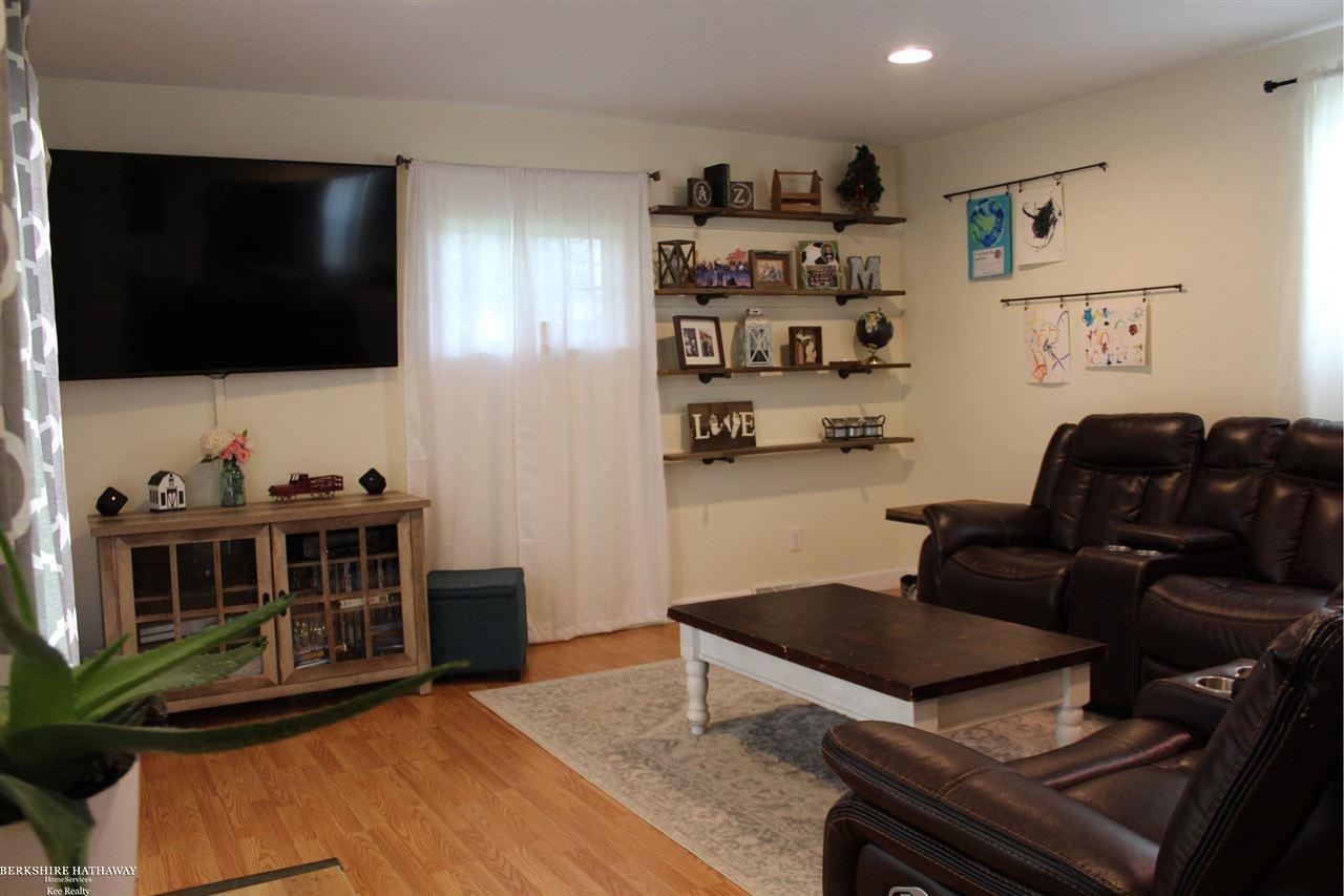 4564 Cribbins Road North Street, MI 48049 - Photo 3 of 18 50049780-2.JPG