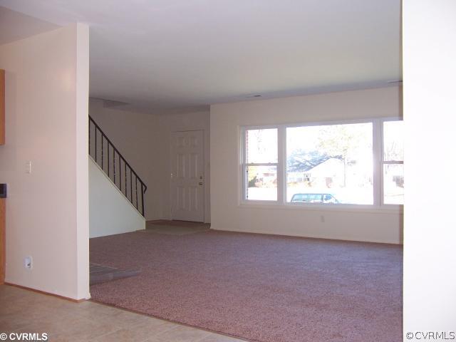 1304 Warfield Road Richmond, VA 23229 - Photo 6 of 12 Living Room