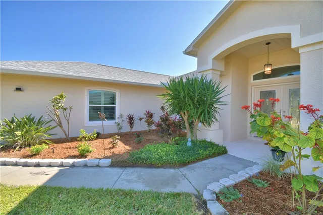 $435,000 | 432 Bywood Avenue, Sebastian, FL 32958