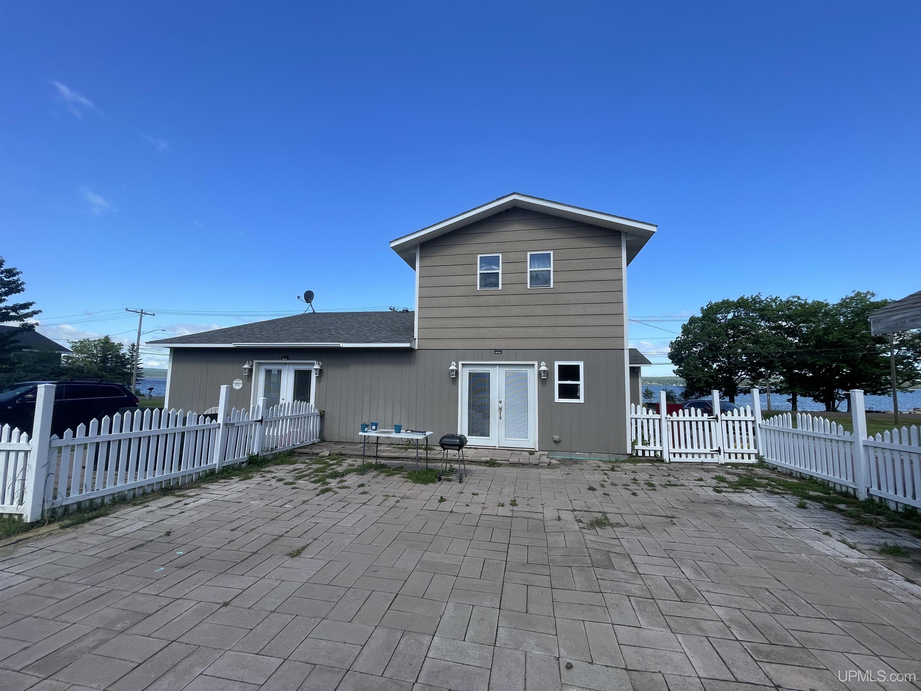 1025 Bayshore Road, Unit 2 L'Anse, MI 49946 - Photo 4 of 24