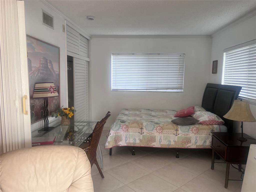 2850 Northeast 30th Street, Unit 2 Fort Lauderdale, FL 33306 - Photo 2 of 11
