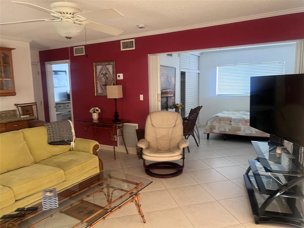 2850 Northeast 30th Street, Unit 2 Fort Lauderdale, FL 33306 - Photo 6 of 11