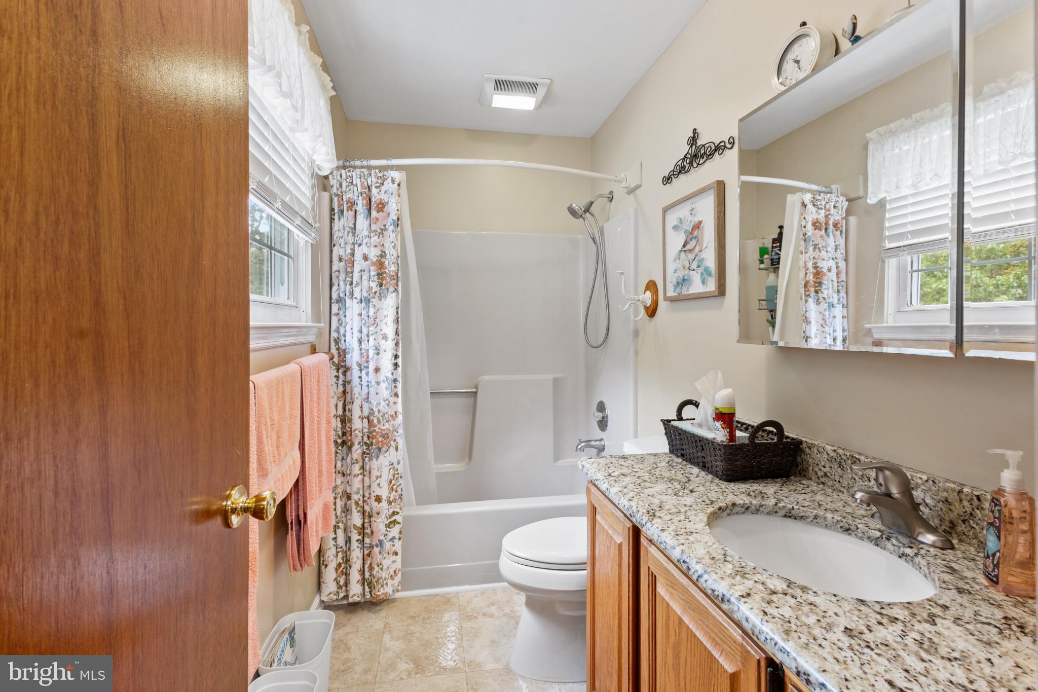 50 Mohawk Avenue Clementon, NJ 08021 - Photo 21 of 31 Full Bath