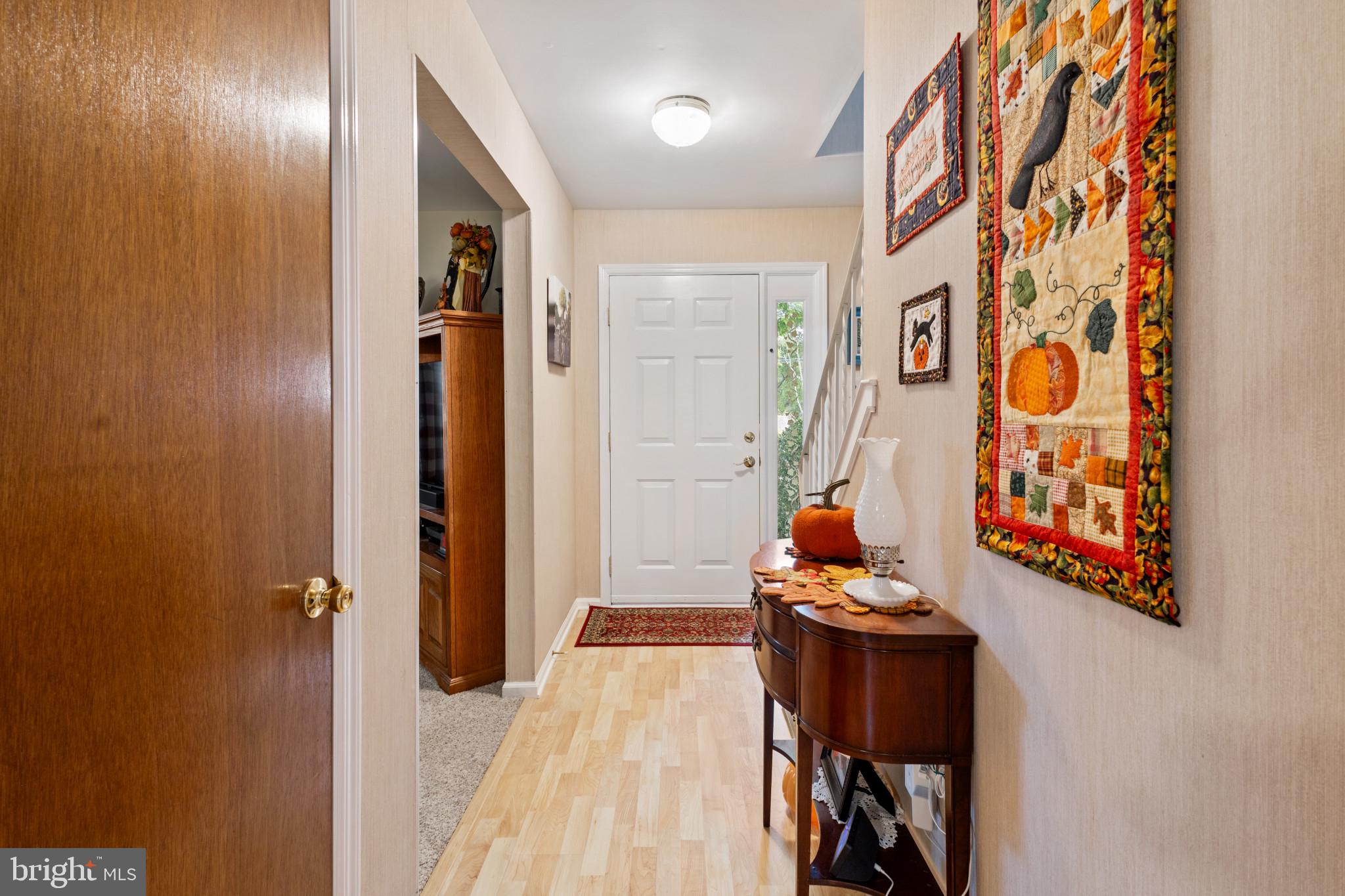 50 Mohawk Avenue Clementon, NJ 08021 - Photo 5 of 31 Foyer