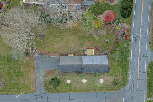 $475,000 | 4 Pickett Lane, Greenfield, MA 01301