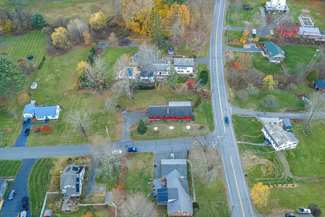 $475,000 | 4 Pickett Lane, Greenfield, MA 01301