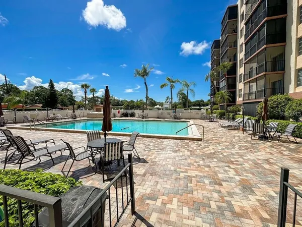 $144,500 | 2901 26th Street West, Unit 606, Bradenton, FL 34205