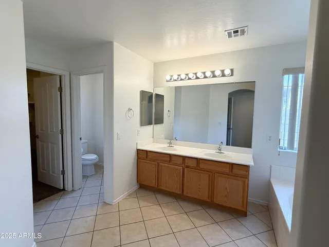 $2,400 | 2538 West Maldonado Road, Phoenix, AZ 85041