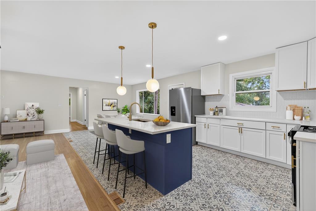 2296 Lyle Avenue Atlanta, GA 30337 - Photo 11 of 39