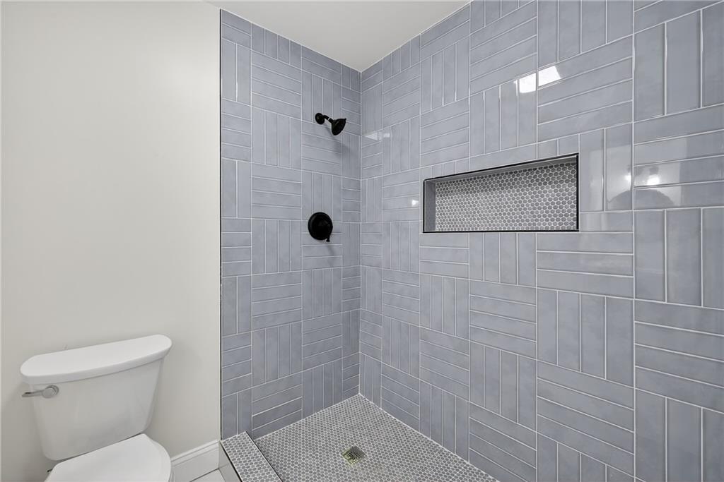 2296 Lyle Avenue Atlanta, GA 30337 - Photo 30 of 39