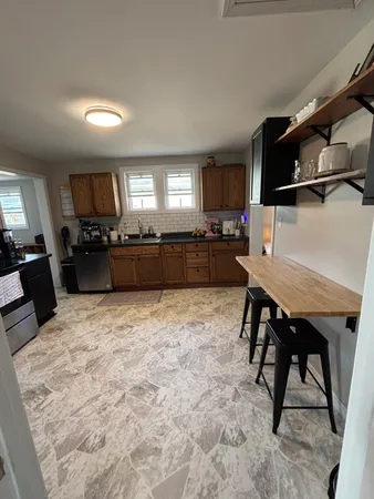 $89,000 | 718 East Taylor Street, Benton, IL 62812
