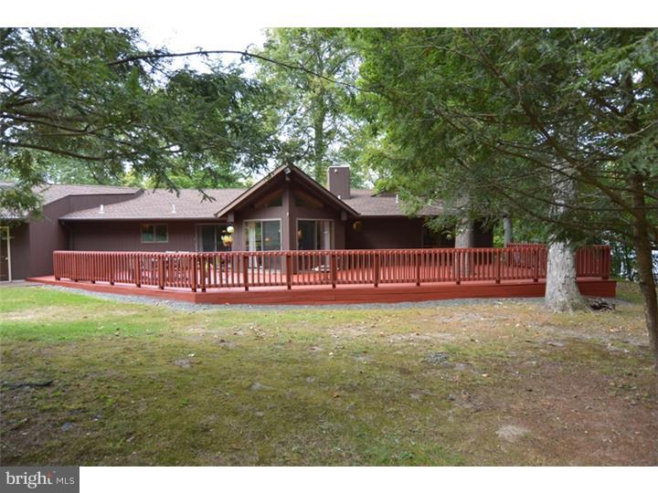 15 Harry Avenue Reading, PA 19607 - Photo 3 of 25