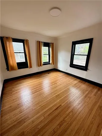 $1,400 | 5514 The Paseo, Unit 1, Kansas City, MO 64110