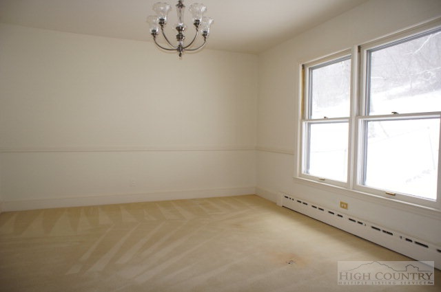 207 Hunting Road Boone, NC 28607 - Photo 5 of 27 Gallery Image 5