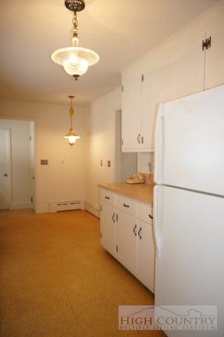 207 Hunting Road Boone, NC 28607 - Photo 7 of 27 Gallery Image 7