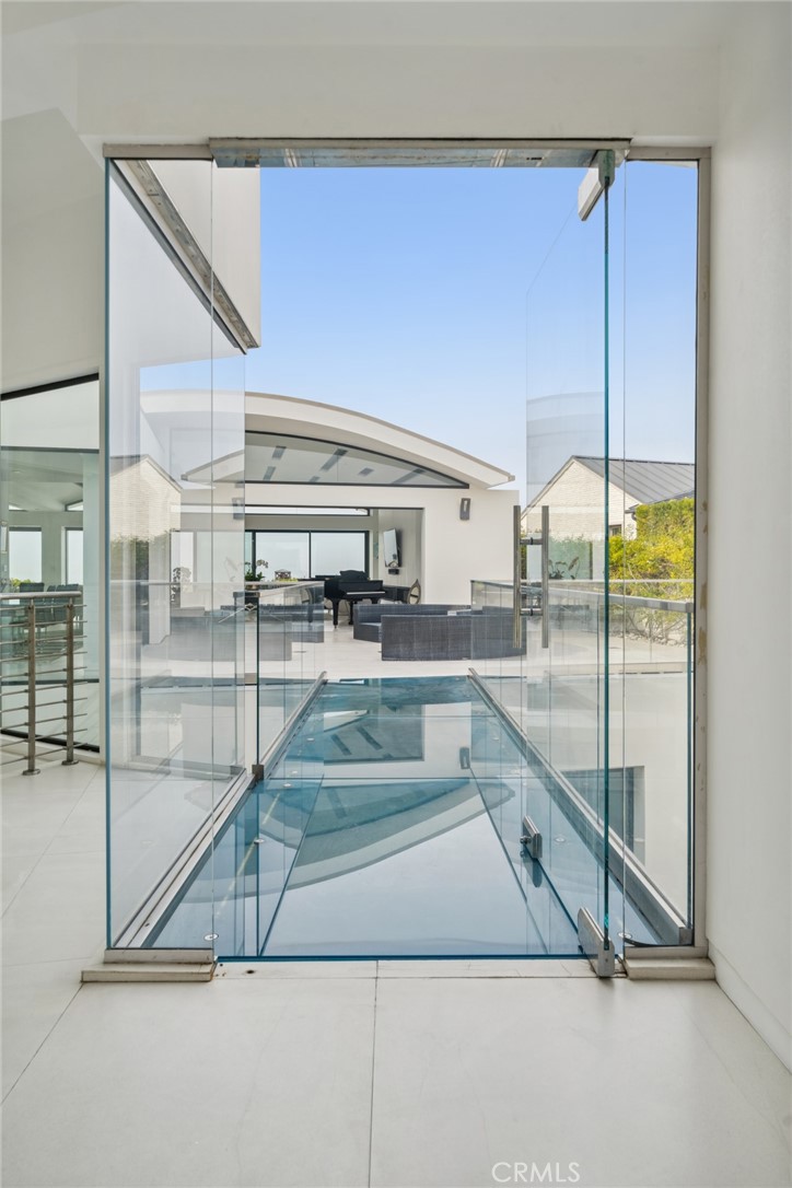 4607 Perham Road Corona del Mar, CA 92625 - Photo 4 of 62