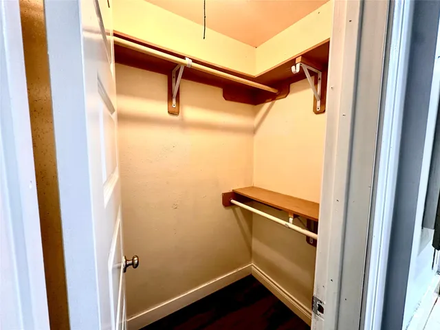 a view of utility room