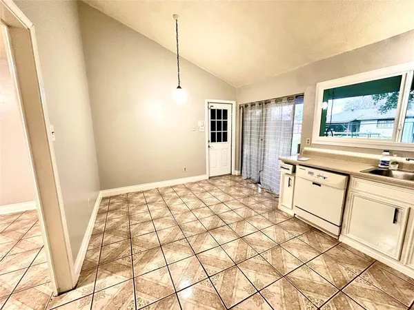 $1,700 | 7754 Bunker Wood Lane, Houston, TX 77086