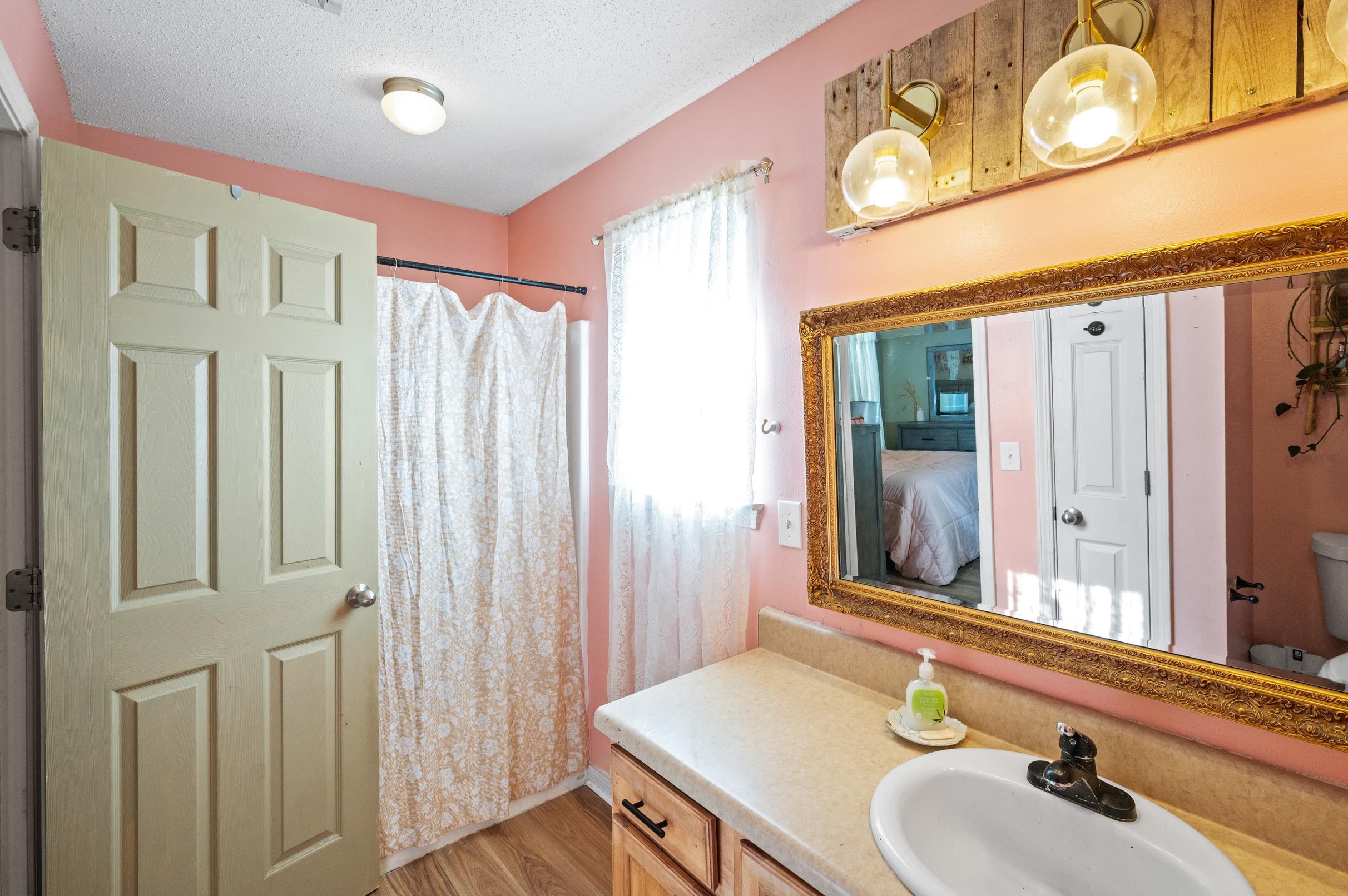 1603 Abbey Loop Foley, AL 36535 - Photo 22 of 35 Bathroom
