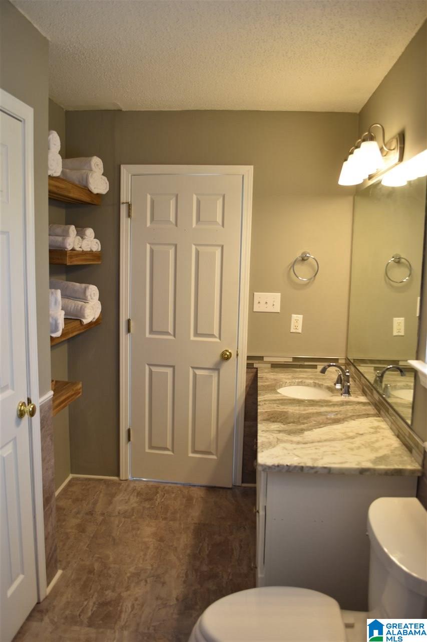 6180 Castle Lane Morris, AL 35116 - Photo 11 of 33