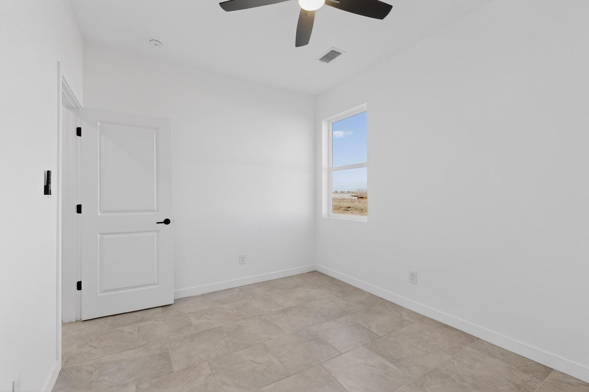 421 9th Avenue Northeast Rio Rancho, NM 87124 - Photo 25 of 48 Gallery Image 25