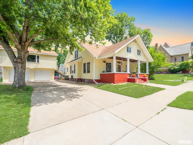 $242,500 | 405 Washington Street, Pekin, IL 61554