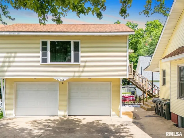 $242,500 | 405 Washington Street, Pekin, IL 61554