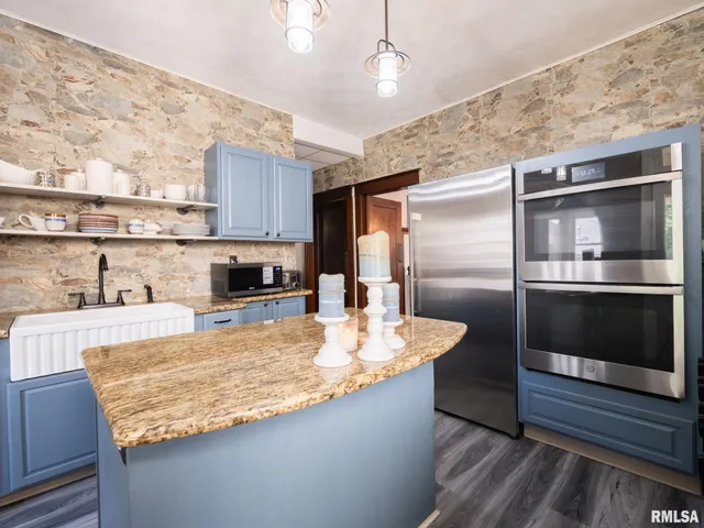 $242,500 | 405 Washington Street, Pekin, IL 61554