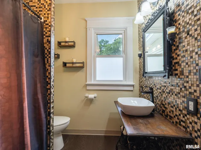 $242,500 | 405 Washington Street, Pekin, IL 61554