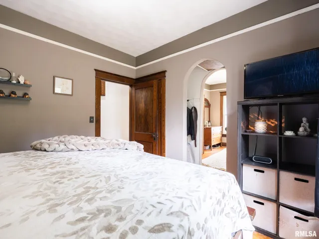 $242,500 | 405 Washington Street, Pekin, IL 61554