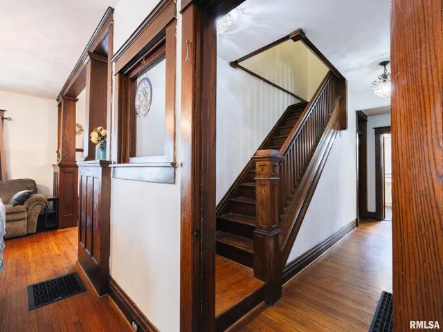 $242,500 | 405 Washington Street, Pekin, IL 61554