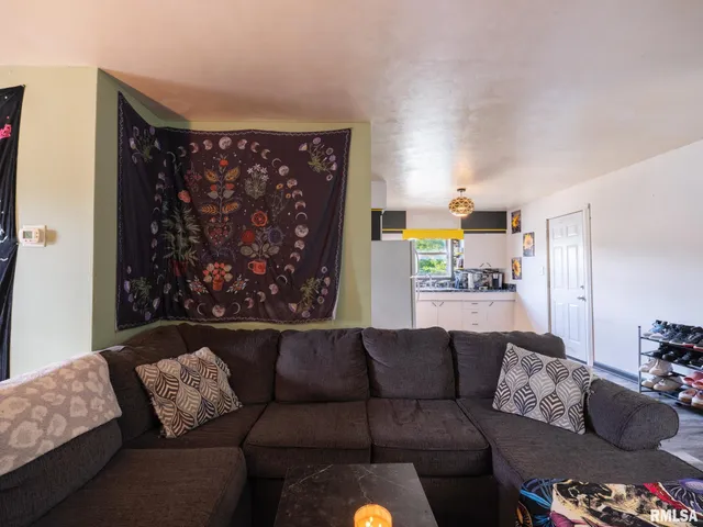 $242,500 | 405 Washington Street, Pekin, IL 61554