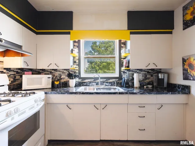 $242,500 | 405 Washington Street, Pekin, IL 61554