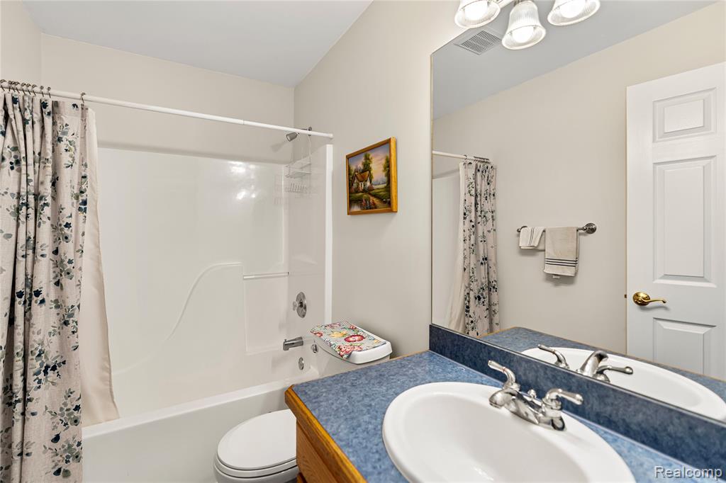 3399 North Gale Road Davison, MI 48423 - Photo 32 of 63
