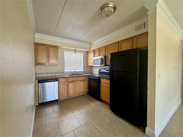 $1,100 | 1400 Eudora Road, Unit D35, Mount Dora, FL 32757