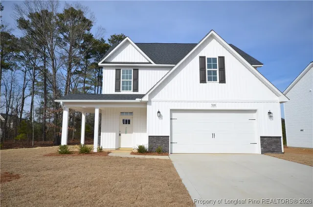 $395,500 | 5044 Boxcut Lane, Hope Mills, NC 28348