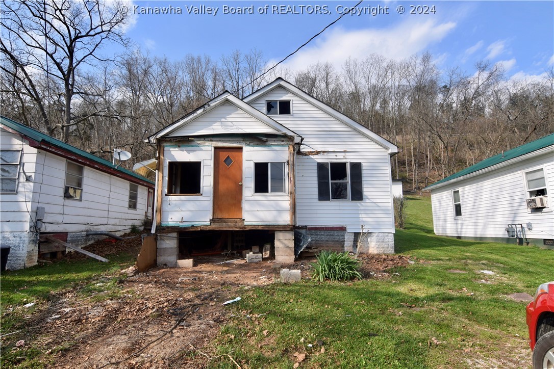 328 1st Avenue Ripley, WV 25271 - Photo 1 of 3 Gallery Image 1