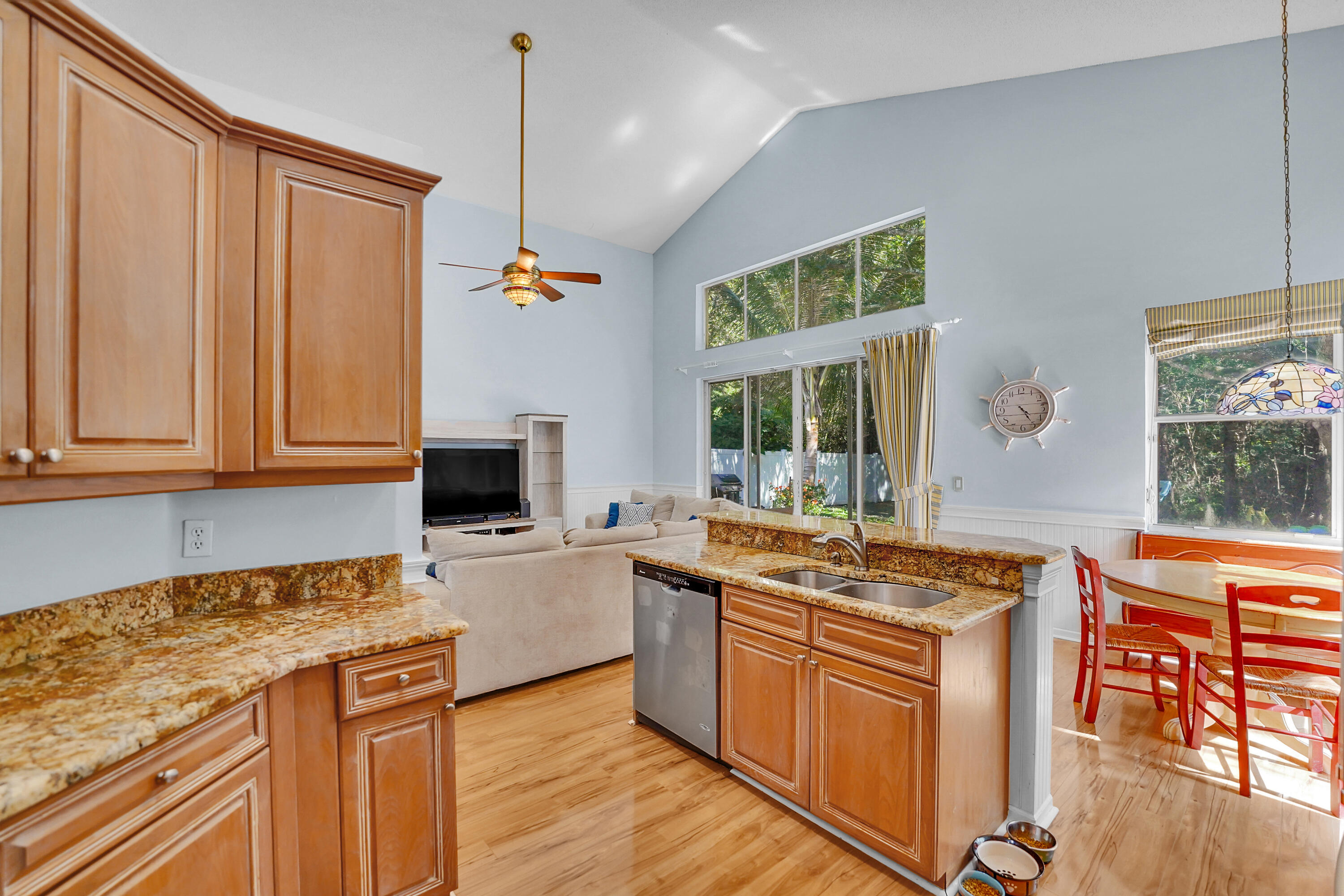 7600 Ridgefield Lane Lake Worth, FL 33467 - Photo 21 of 54 DSC07309