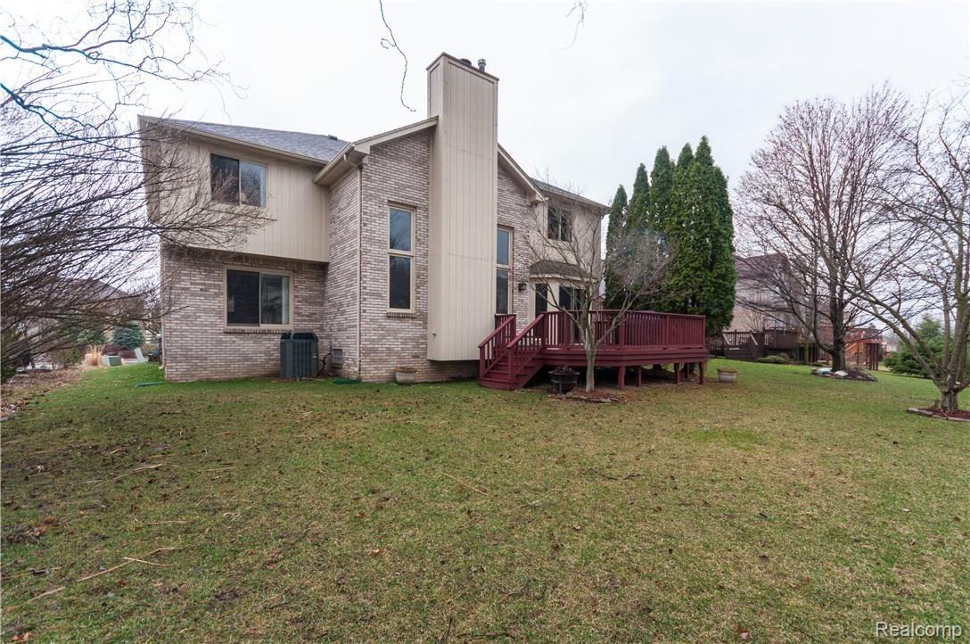 1051 Skyview Court Rochester, MI 48307 - Photo 38 of 40 1051 Skyview-38.jpg