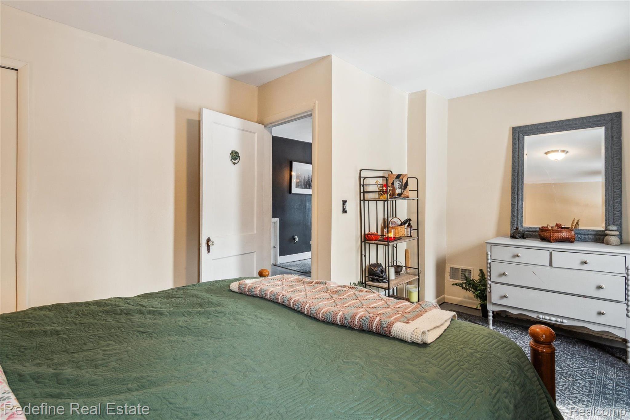 41810 Savage Road Belleville, MI 48111 - Photo 21 of 43 Gallery Image 21