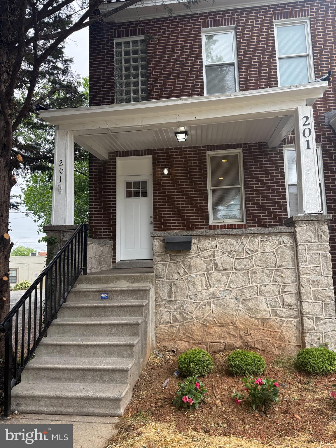 201 Willow Spring Road Baltimore, MD 21222 - Photo 35 of 40