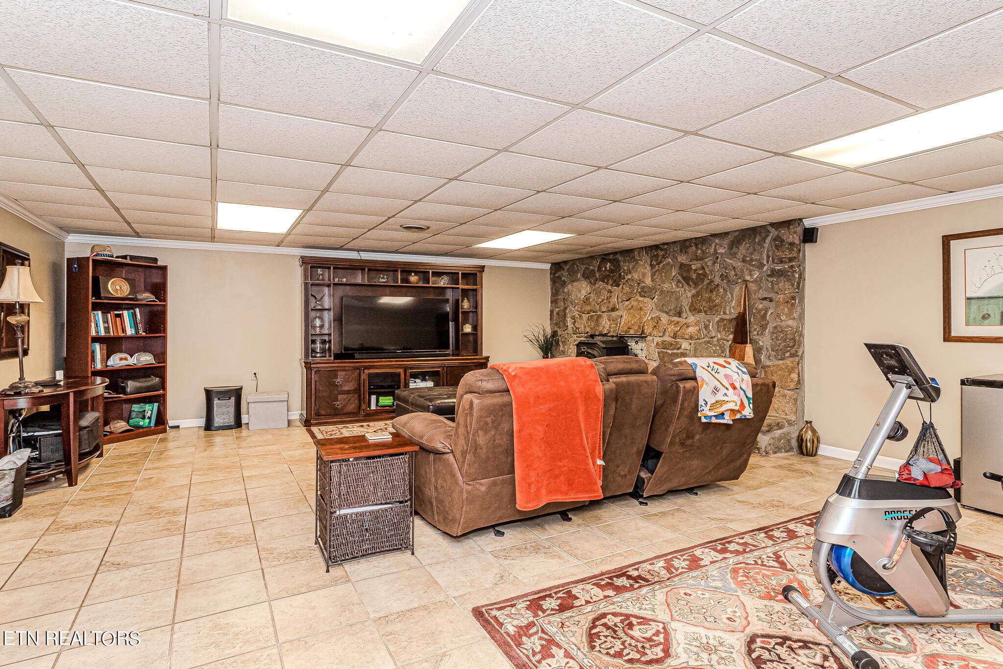 6011 Renee Road Corryton, TN 37721 - Photo 31 of 56 a living room with furniture and a flat screen tv
