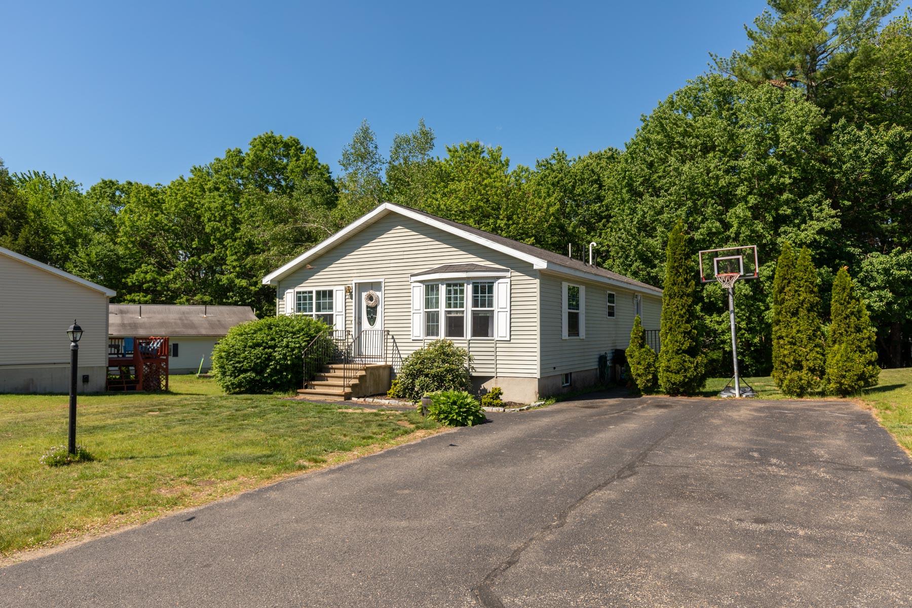 56 Fox Ridge Drive Berwick, ME 03901 - Photo 1 of 36 Secoast-Re-Photos-30