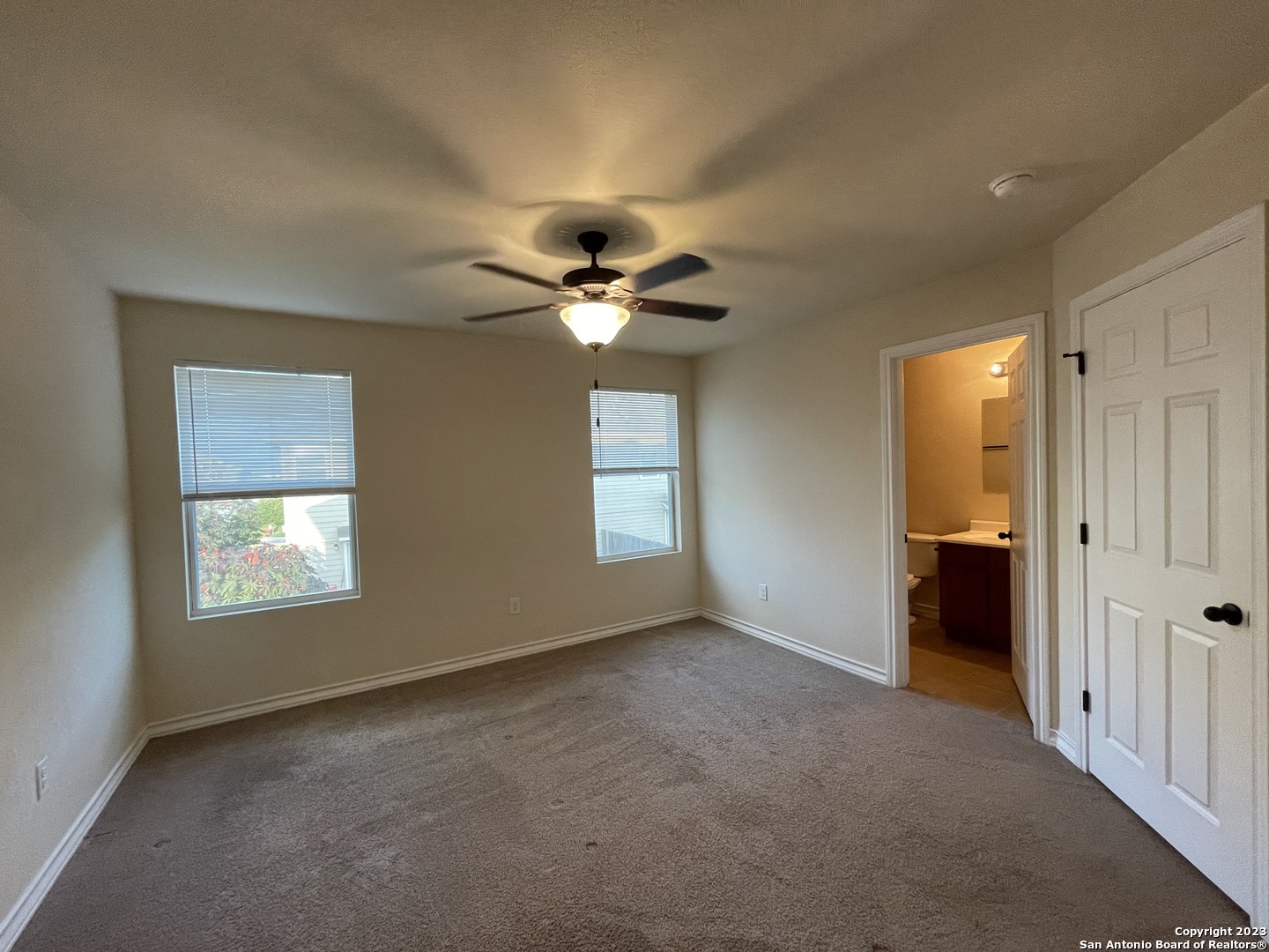 16822 Showdown Path, Unit 1 Selma, TX 78154 - Photo 4 of 12