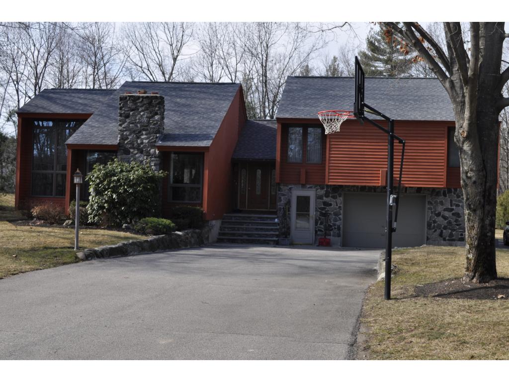 8 Collettes Grove Road Derry, NH 03038 - Photo 2 of 32