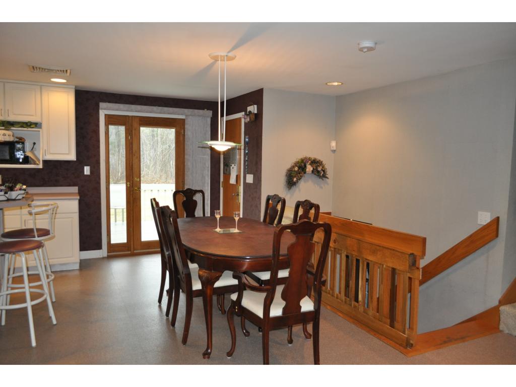 8 Collettes Grove Road Derry, NH 03038 - Photo 17 of 32
