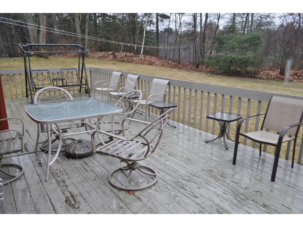 8 Collettes Grove Road Derry, NH 03038 - Photo 10 of 32