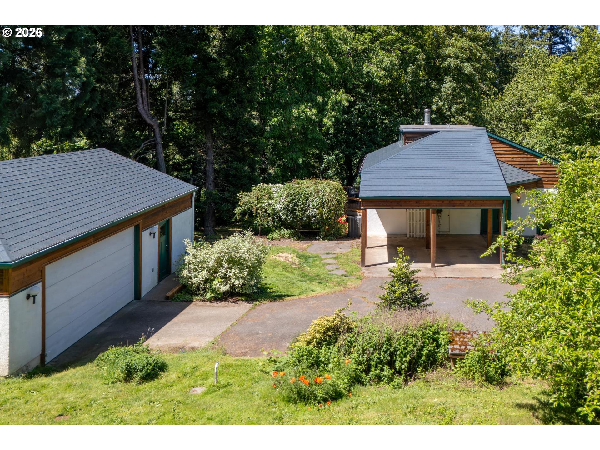 21281 South Sweetbriar Road West Linn, OR 97068 - Photo 1 of 47