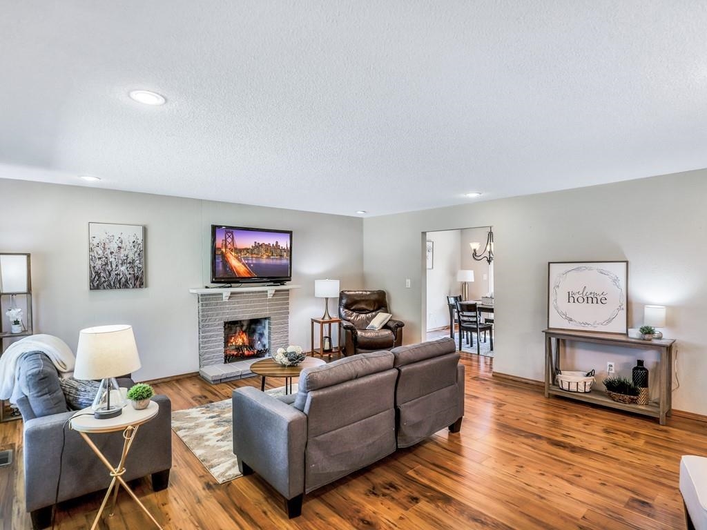 305 South Blake Road Spokane Valley, WA 99216 - Photo 3 of 37 Gallery Image 3