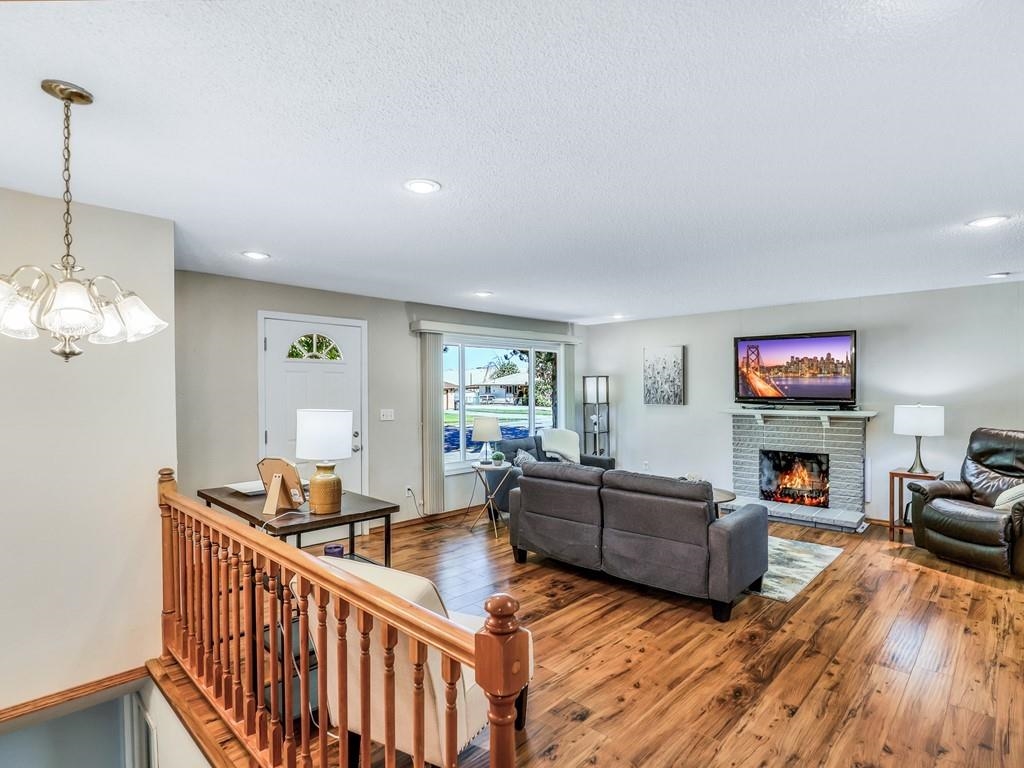 305 South Blake Road Spokane Valley, WA 99216 - Photo 4 of 37 Gallery Image 4